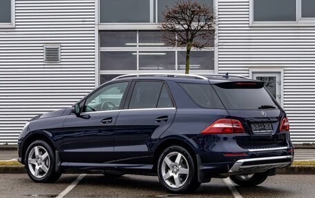 Mercedes-Benz M-Класс, 2012 год, 1 695 000 рублей, 4 фотография