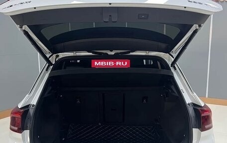 Volkswagen T-Roc I, 2022 год, 1 652 000 рублей, 25 фотография