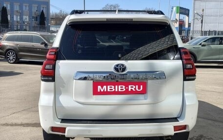 Toyota Land Cruiser Prado 150 рестайлинг 2, 2020 год, 5 885 000 рублей, 5 фотография