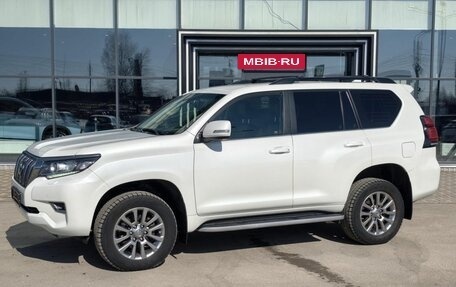 Toyota Land Cruiser Prado 150 рестайлинг 2, 2020 год, 5 885 000 рублей, 8 фотография
