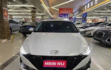 Hyundai Elantra, 2022 год, 1 220 000 рублей, 1 фотография