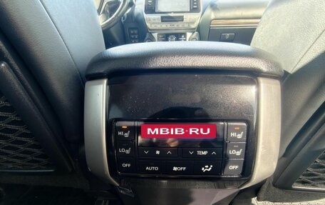 Toyota Land Cruiser Prado 150 рестайлинг 2, 2020 год, 5 885 000 рублей, 12 фотография