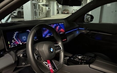 BMW 5 серия, 2024 год, 6 990 000 рублей, 7 фотография