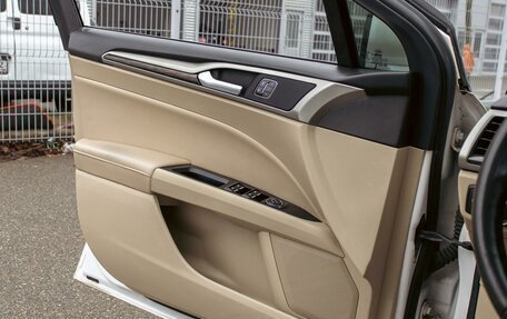 Ford Fusion (North America) II, 2014 год, 955 000 рублей, 12 фотография