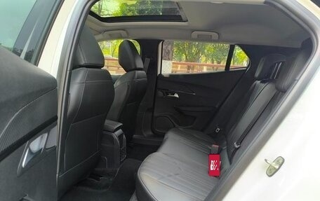 Peugeot 2008 II, 2022 год, 1 420 000 рублей, 9 фотография