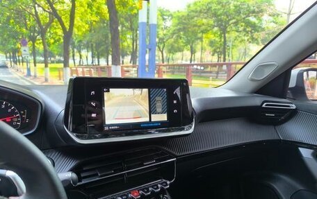 Peugeot 2008 II, 2022 год, 1 420 000 рублей, 17 фотография