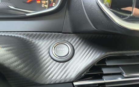 Peugeot 2008 II, 2022 год, 1 420 000 рублей, 18 фотография