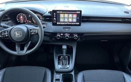 Honda Vezel, 2023 год, 1 650 000 рублей, 10 фотография