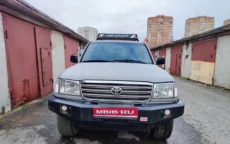Toyota Land Cruiser 100 рестайлинг 2, 2004 год, 1 500 000 рублей, 1 фотография