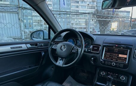 Volkswagen Touareg III, 2012 год, 1 899 000 рублей, 13 фотография