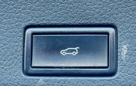 Volkswagen Touareg III, 2012 год, 1 899 000 рублей, 10 фотография