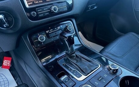 Volkswagen Touareg III, 2012 год, 1 899 000 рублей, 24 фотография