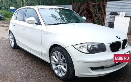 BMW 1 серия, 2010 год, 824 000 рублей, 3 фотография