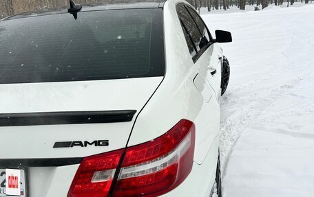 Mercedes-Benz E-Класс, 2011 год, 1 600 000 рублей, 3 фотография