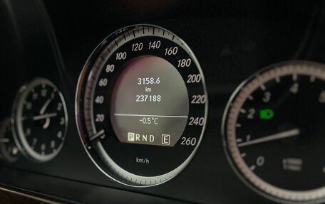 Mercedes-Benz E-Класс, 2011 год, 1 600 000 рублей, 14 фотография