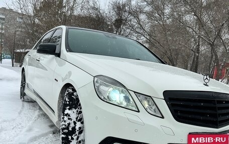 Mercedes-Benz E-Класс, 2011 год, 1 600 000 рублей, 10 фотография