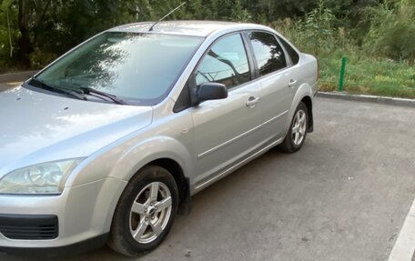 Ford Focus II рестайлинг, 2005 год, 380 000 рублей, 1 фотография