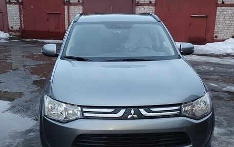 Mitsubishi Outlander III рестайлинг 3, 2012 год, 1 600 000 рублей, 1 фотография