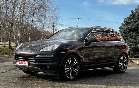 Porsche Cayenne III, 2012 год, 2 100 000 рублей, 1 фотография