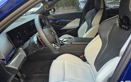 BMW M5, 2025 год, 18 000 000 рублей, 14 фотография