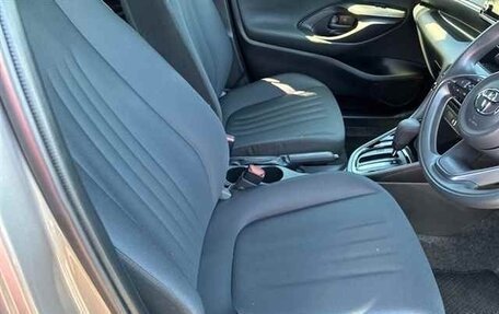 Toyota Yaris, 2022 год, 1 285 526 рублей, 7 фотография