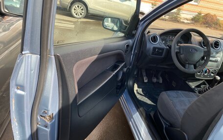 Ford Fiesta, 2006 год, 260 000 рублей, 6 фотография