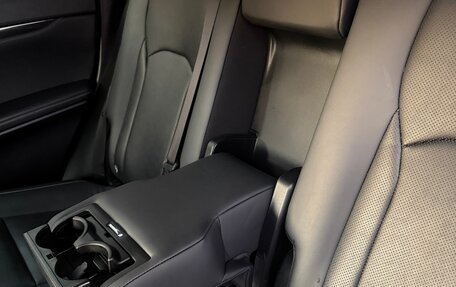 Lexus RX IV рестайлинг, 2021 год, 5 100 000 рублей, 16 фотография