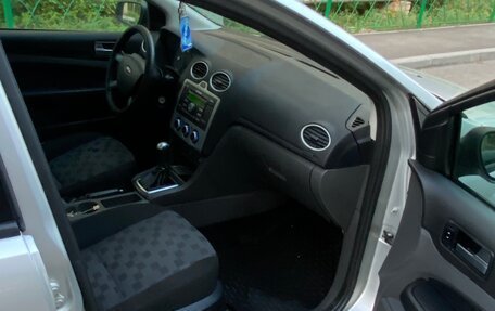 Ford Focus II рестайлинг, 2005 год, 380 000 рублей, 4 фотография