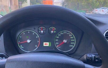 Ford Focus II рестайлинг, 2005 год, 380 000 рублей, 12 фотография