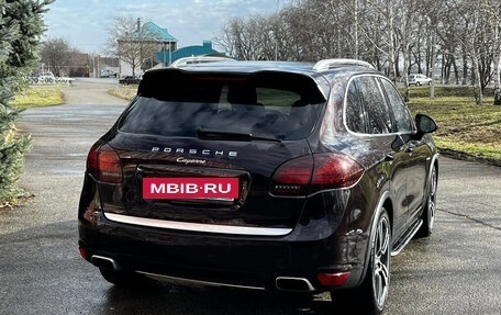 Porsche Cayenne III, 2012 год, 2 100 000 рублей, 2 фотография