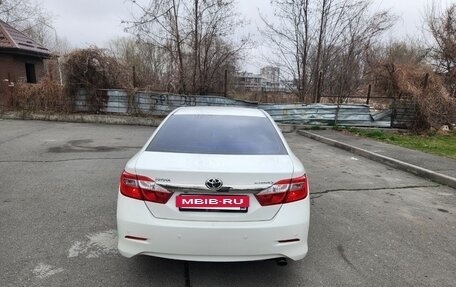 Toyota Camry, 2011 год, 1 360 000 рублей, 3 фотография
