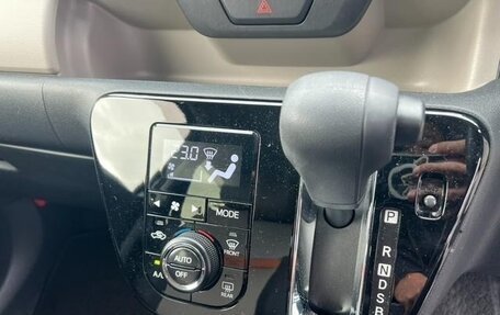 Toyota Passo III, 2022 год, 890 000 рублей, 17 фотография