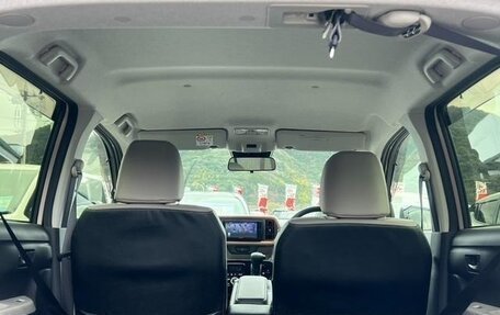 Toyota Passo III, 2022 год, 890 000 рублей, 25 фотография