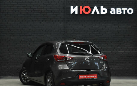 Mazda Demio IV, 2018 год, 1 400 000 рублей, 4 фотография