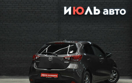 Mazda Demio IV, 2018 год, 1 400 000 рублей, 6 фотография