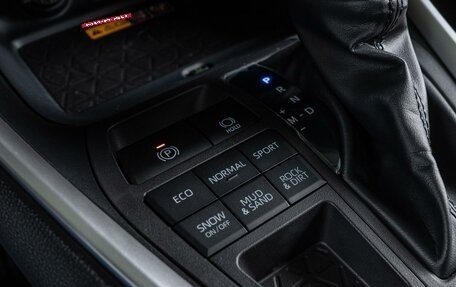 Toyota RAV4, 2025 год, 4 380 000 рублей, 25 фотография