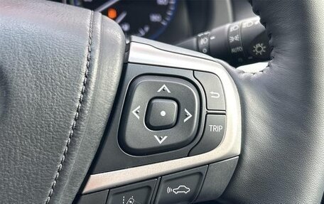 Toyota Harrier, 2019 год, 2 595 000 рублей, 15 фотография