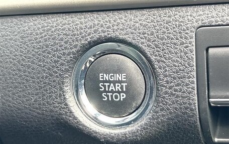 Toyota Harrier, 2019 год, 2 595 000 рублей, 30 фотография