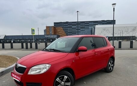Skoda Fabia II, 2010 год, 425 000 рублей, 1 фотография