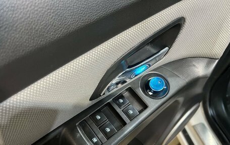 Chevrolet Cruze II, 2013 год, 799 900 рублей, 9 фотография