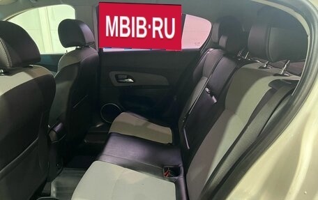 Chevrolet Cruze II, 2013 год, 799 900 рублей, 16 фотография