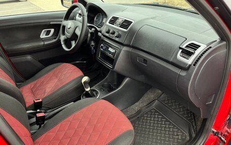 Skoda Fabia II, 2010 год, 425 000 рублей, 8 фотография