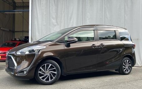 Toyota Sienta II, 2022 год, 1 290 000 рублей, 3 фотография