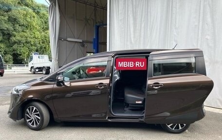 Toyota Sienta II, 2022 год, 1 290 000 рублей, 6 фотография