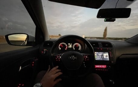 Volkswagen Polo VI (EU Market), 2018 год, 1 350 000 рублей, 5 фотография