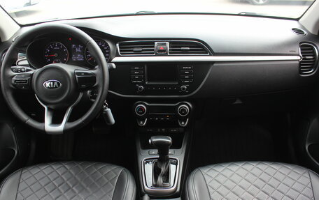 KIA Rio IV, 2018 год, 1 377 000 рублей, 7 фотография