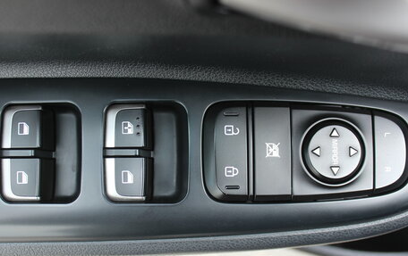 KIA Rio IV, 2018 год, 1 377 000 рублей, 9 фотография