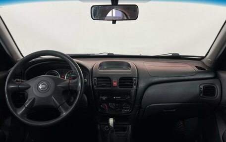 Nissan Almera, 2004 год, 335 000 рублей, 9 фотография