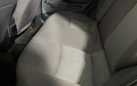 Nissan Almera, 2004 год, 335 000 рублей, 18 фотография