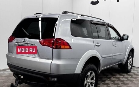 Mitsubishi Pajero Sport II рестайлинг, 2013 год, 1 599 000 рублей, 2 фотография